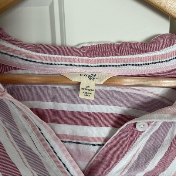 Terra & Sky Womens Top Plus Size 2X 20W-22W Pockets Striped Button Up Pink - Picture 2 of 6